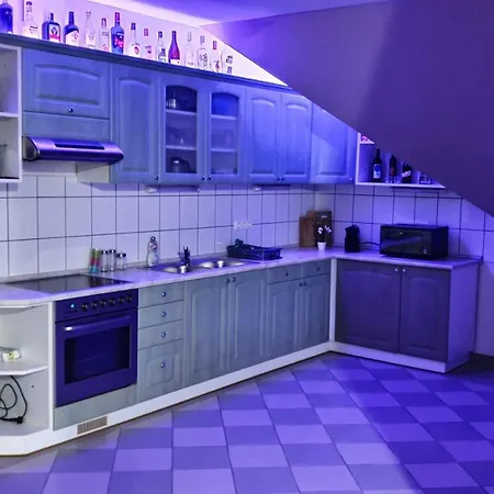 Kiss-apartman Apartment Balatonkeresztur