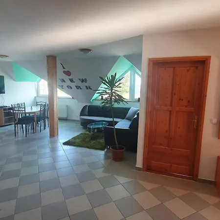Kiss-apartman * Balatonkeresztur