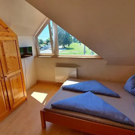 Kiss-apartman Apartment Balatonkeresztur